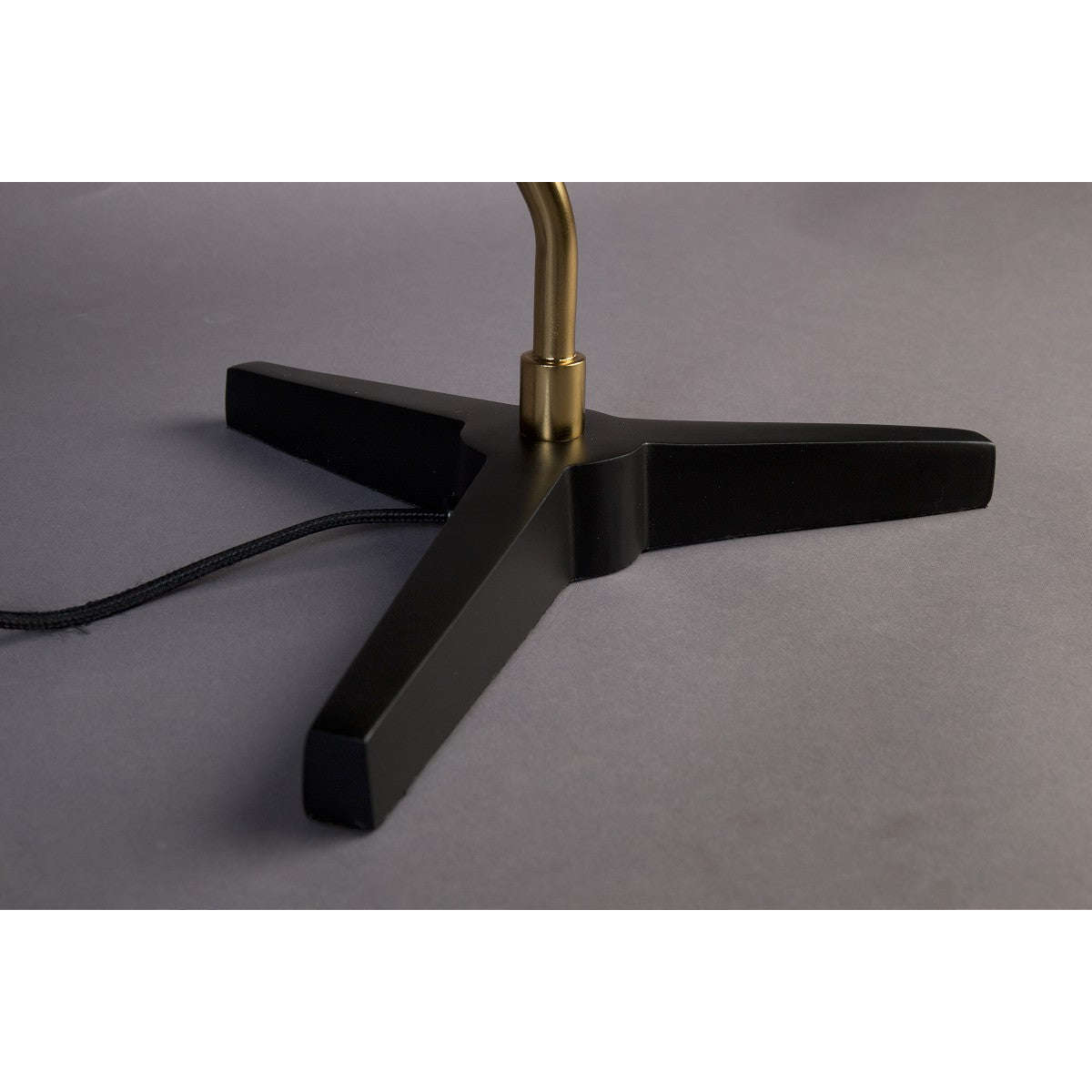 Dutchbone bureaulamp devi zwart 36 x 28 x 52 cm