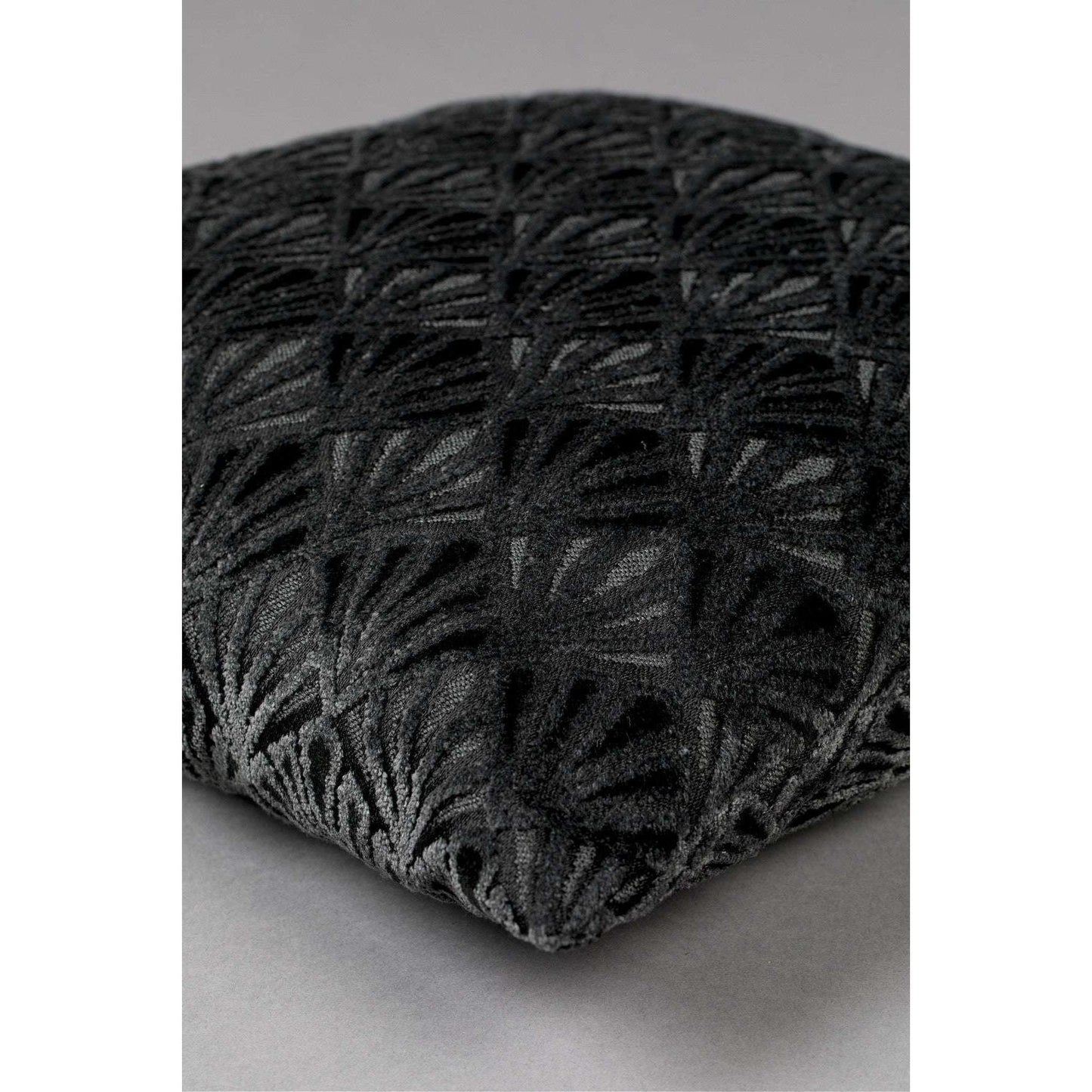 Dutchbone kussen daisy zwart 45 x 45 x 12 cm