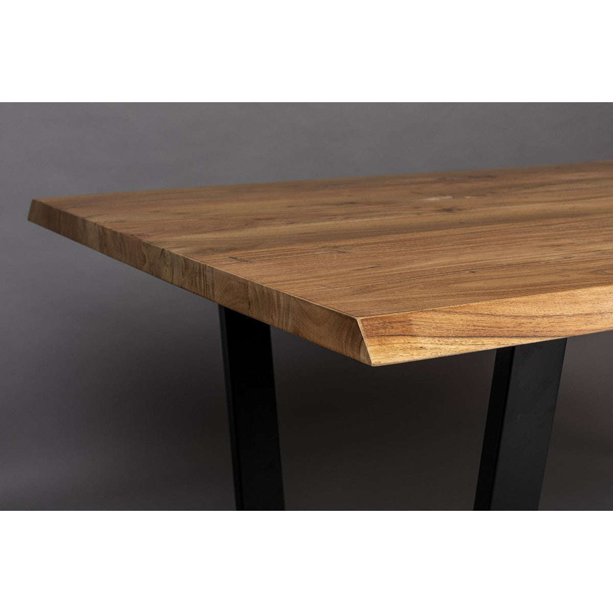 Dutchbone tafel aka 200 x 90 x 76 cm