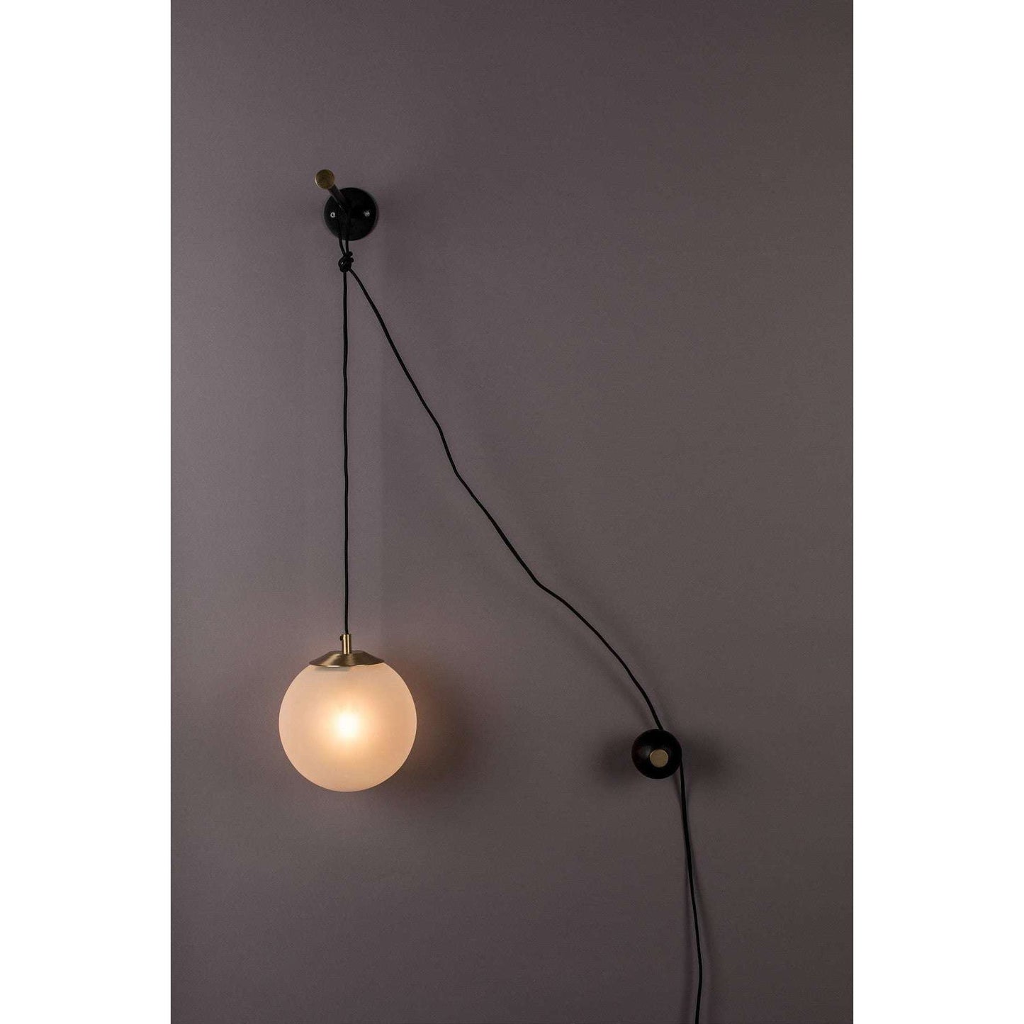 Dutchbone wandlamp bulan 31,5 x 63 x 76 cm