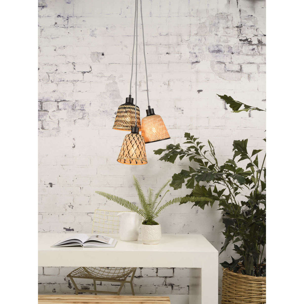 Good&Mojo Hanglamp Kalimantan / 3-kap bamboe zwart / naturel