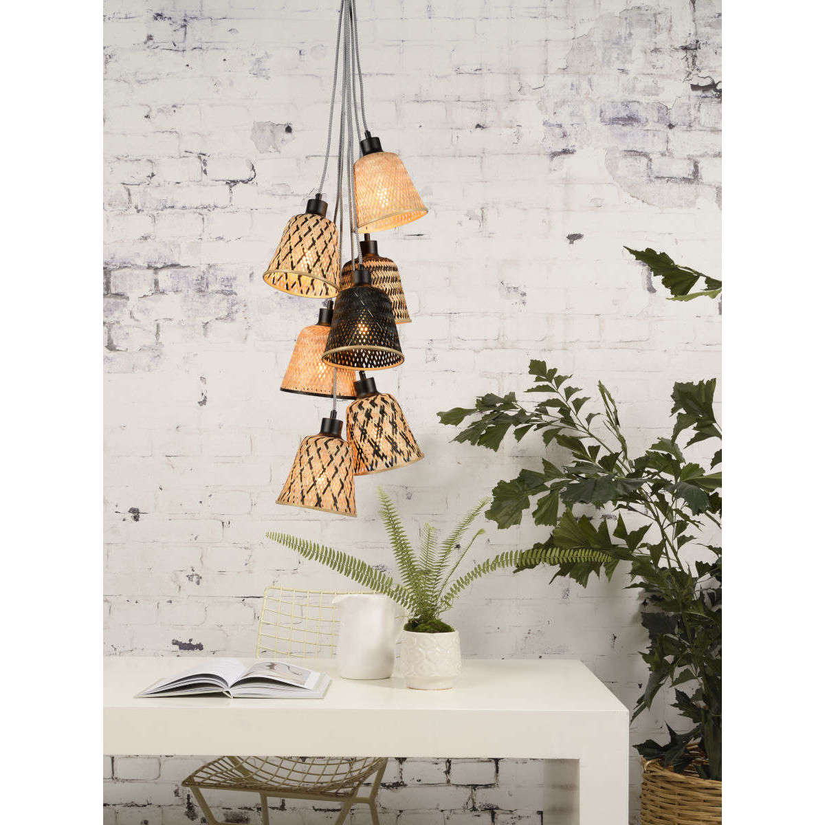 Good&Mojo Hanglamp Kalimantan / 7-kap bamboe zwart / naturel