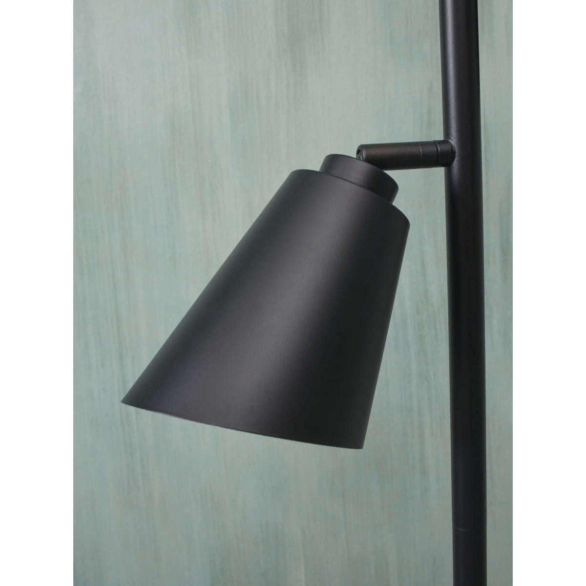It's about RoMi Vloerlamp Bremen 2-kap zwart