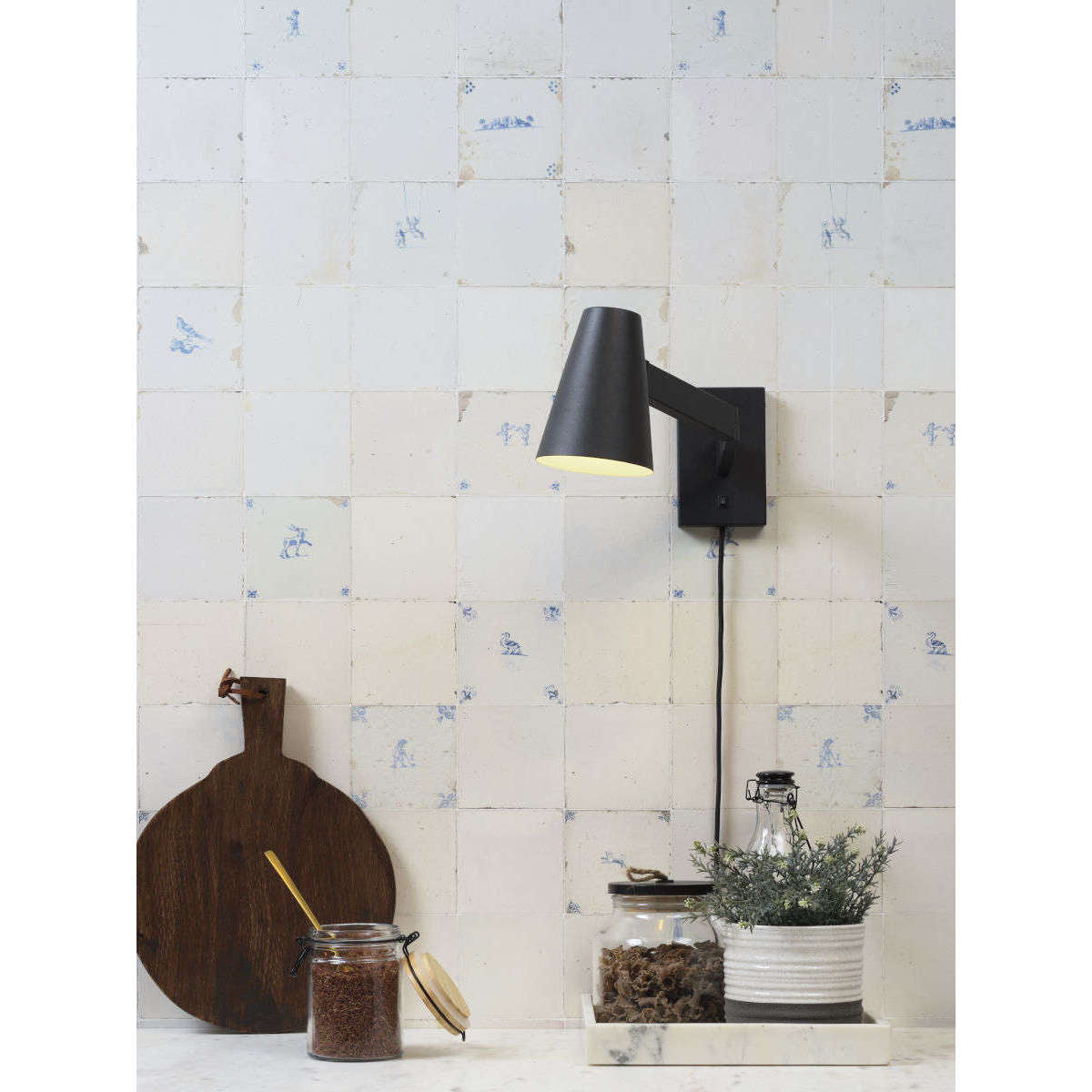 It's about RoMi Wandlamp ijzer Biarritz zwart