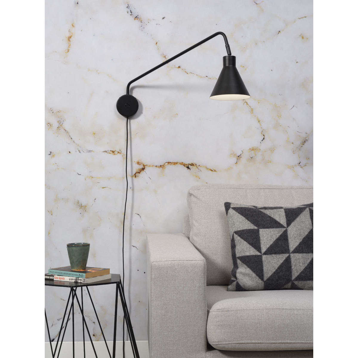It's about RoMi Wandlamp ijzer Lyon zwart