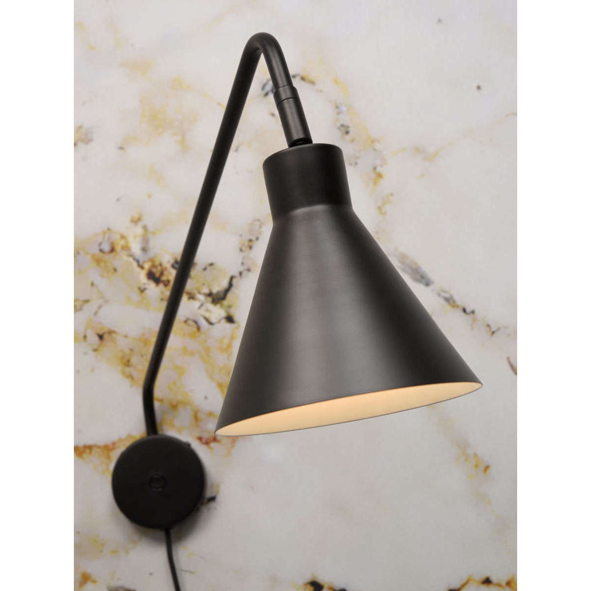 It's about RoMi Wandlamp ijzer Lyon zwart