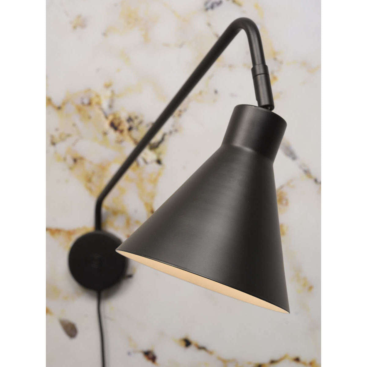 It's about RoMi Wandlamp ijzer Lyon zwart