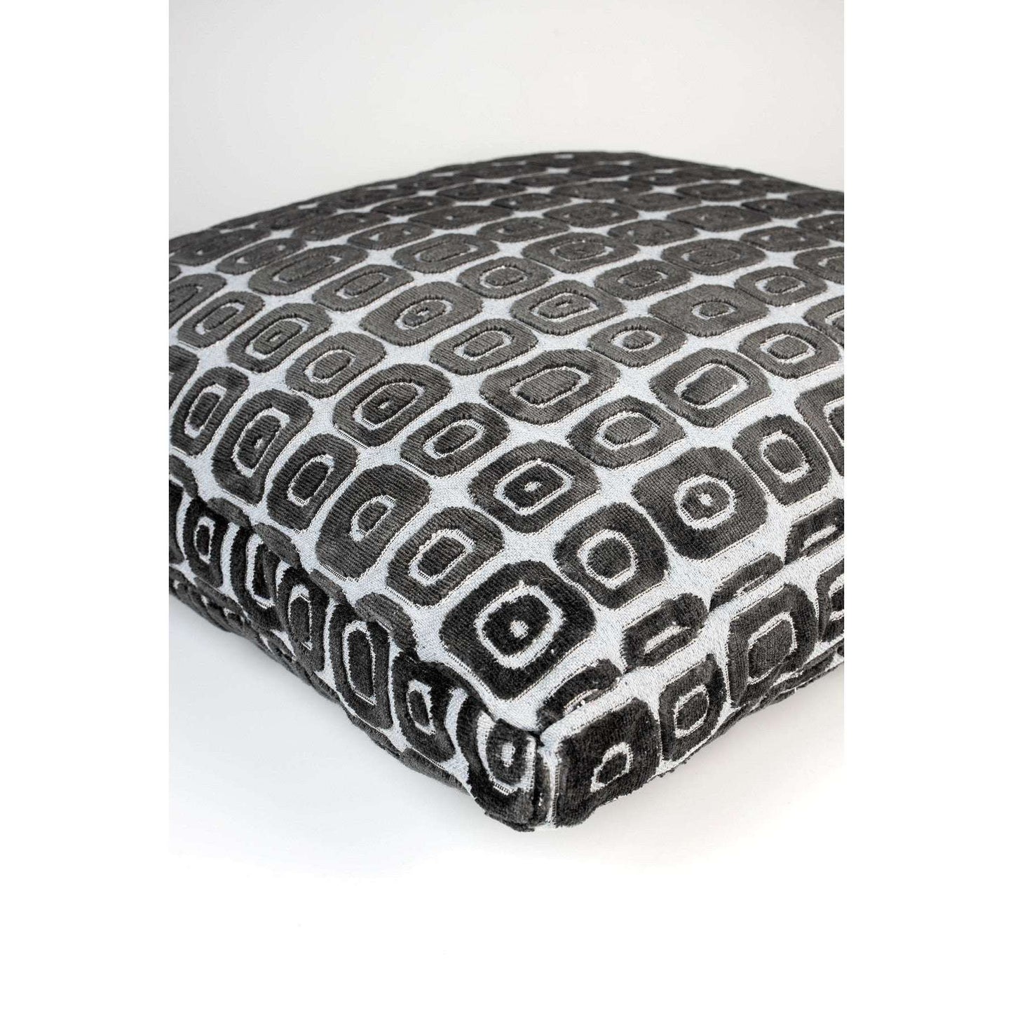 Zuiver kussen Cloud denim zwart 55 x 55 cm