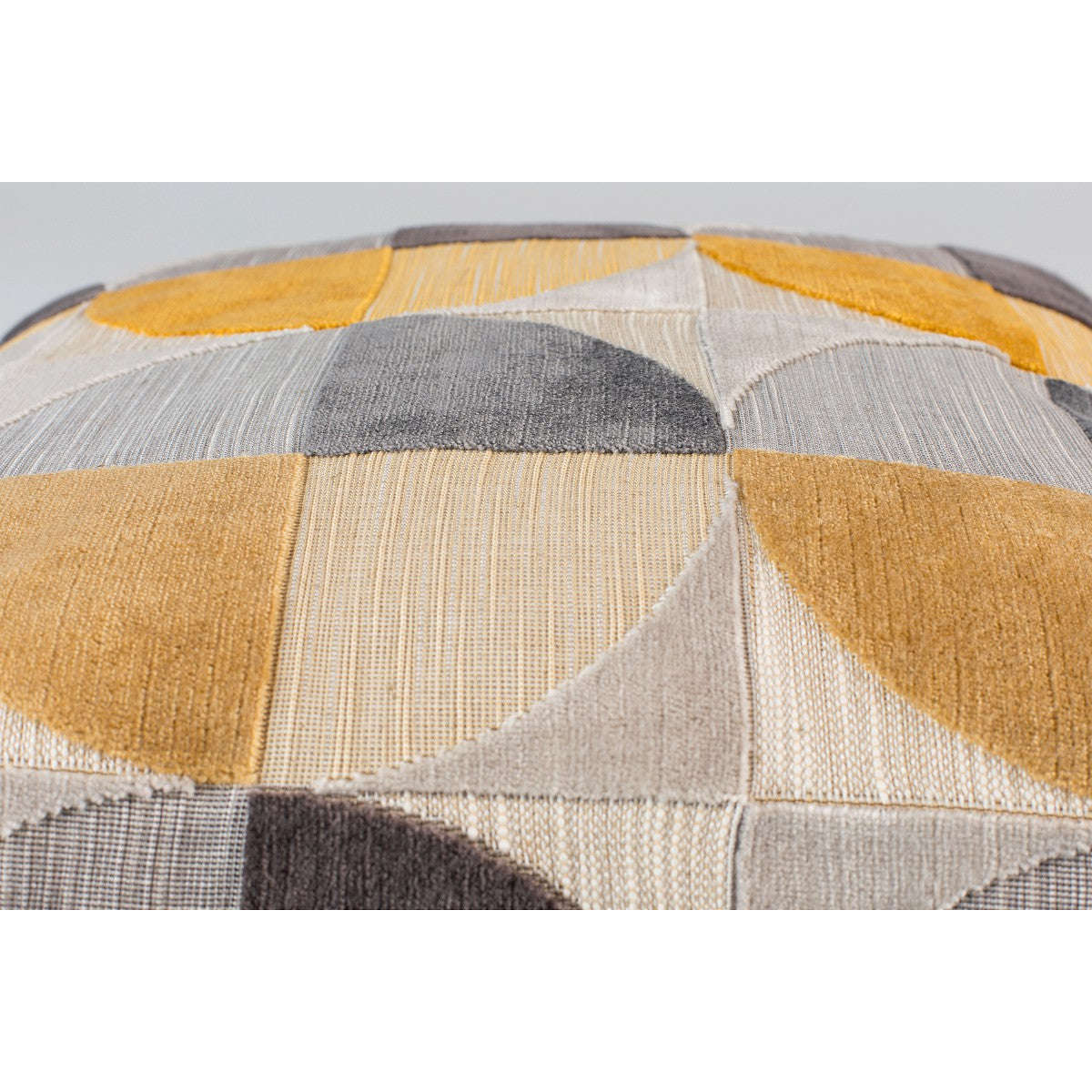 Zuiver kussen club oker 45 x 45 x 12 cm
