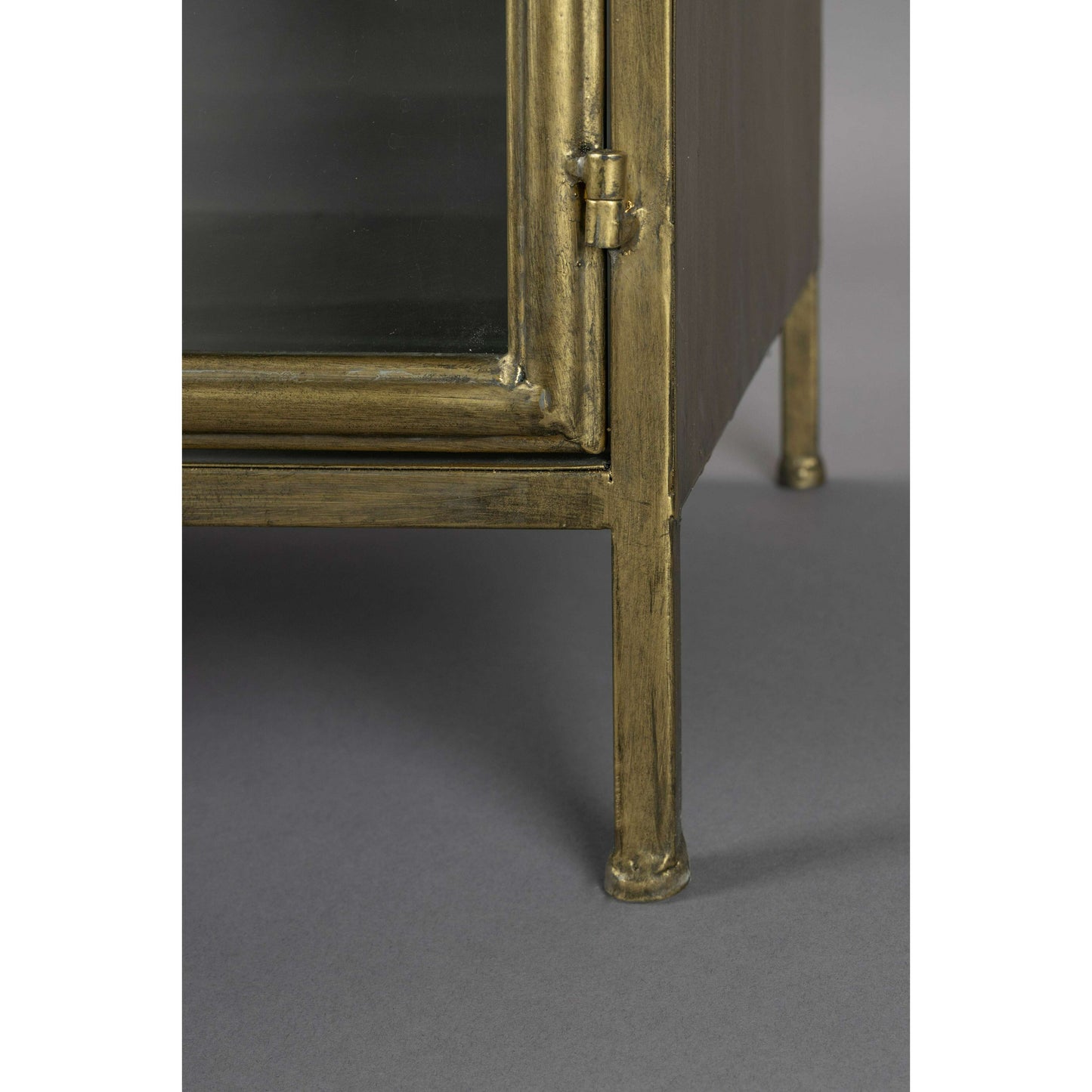 Dutchbone Gertlush dressoir goud