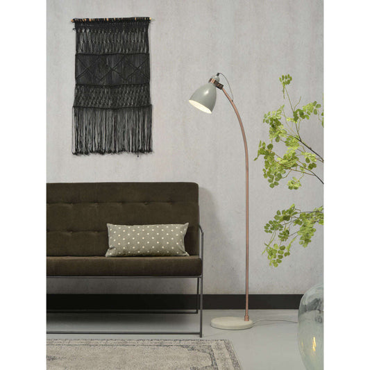 It's about RoMi Vloerlamp ijzer cement voet / koper buis Denver lichtgrijs