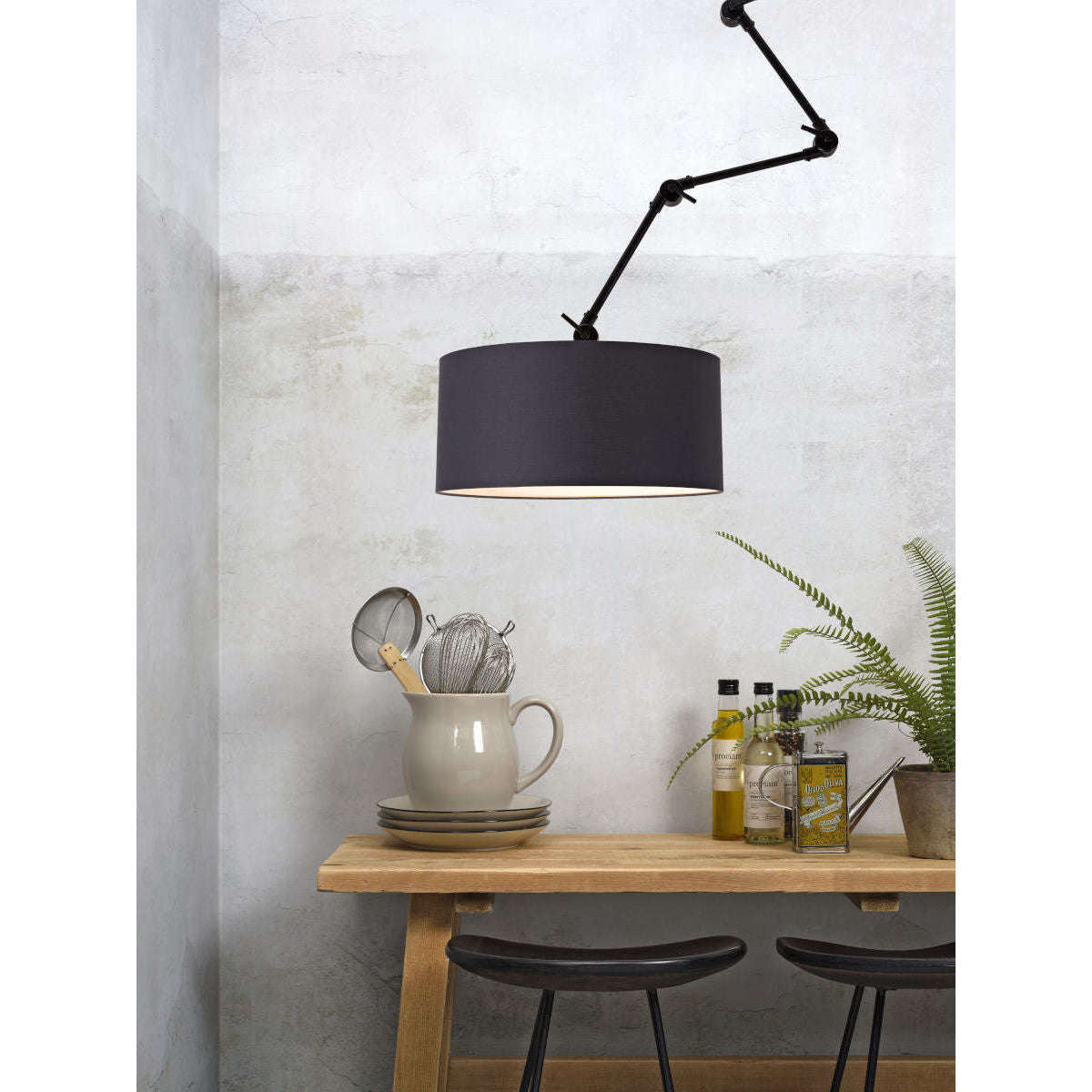 It's about RoMi Wand- / hanglamp Amsterdam kap 4723 zwart L