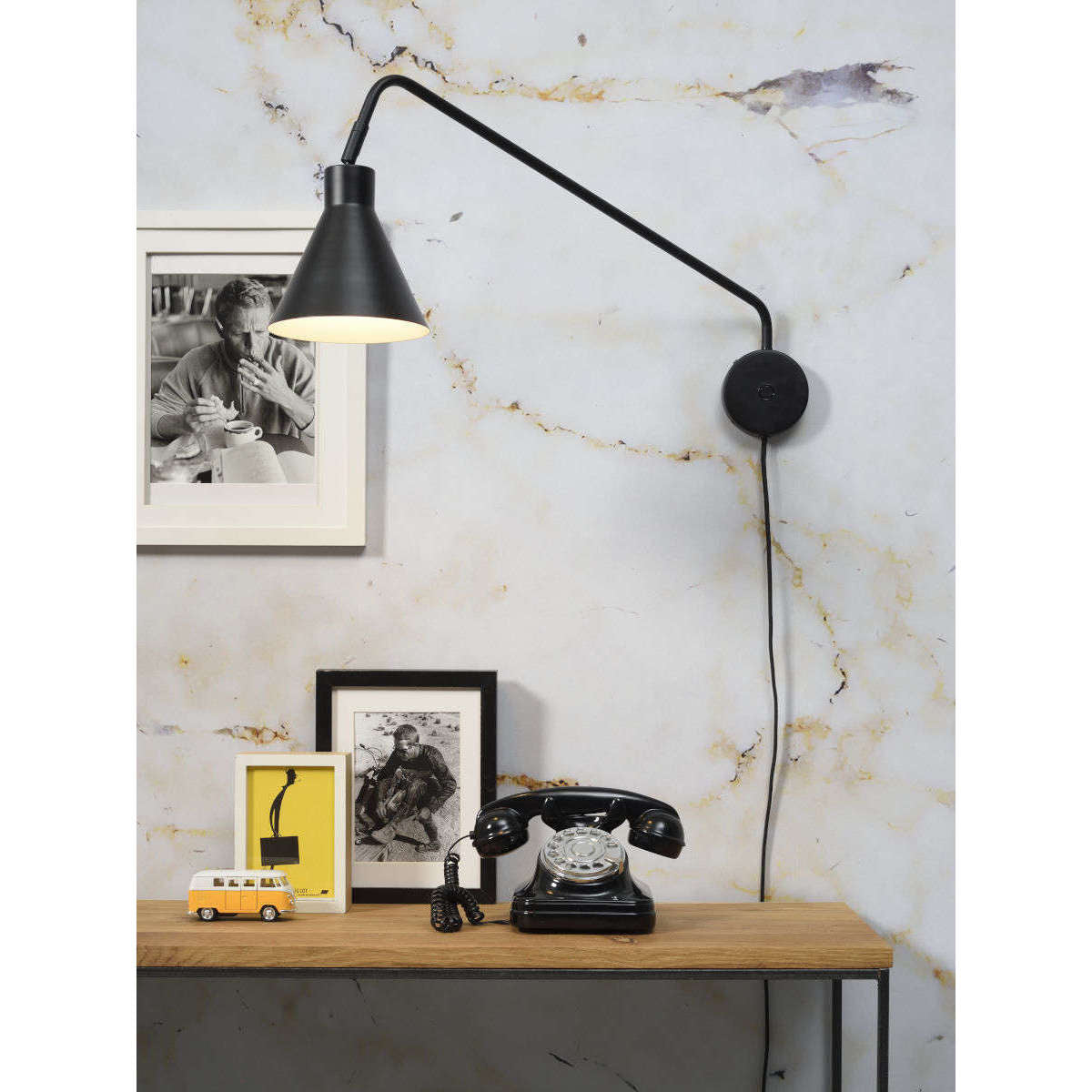 It's about RoMi Wandlamp ijzer Lyon zwart