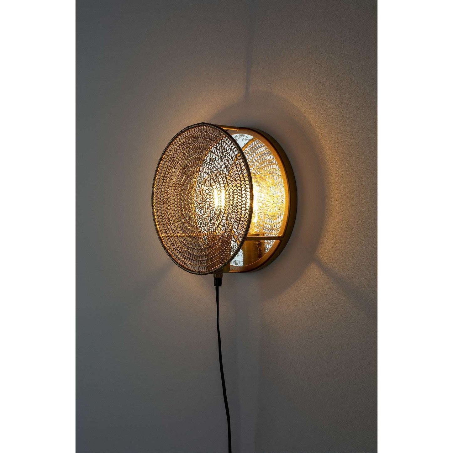 Staerkk wandlamp lea brass 25,5 x  25,5 x  11 cm