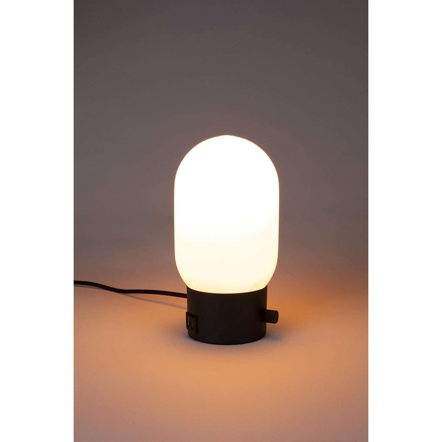 Zuiver tafellamp urban charger zwart Ø12,5 x  24,5 cm